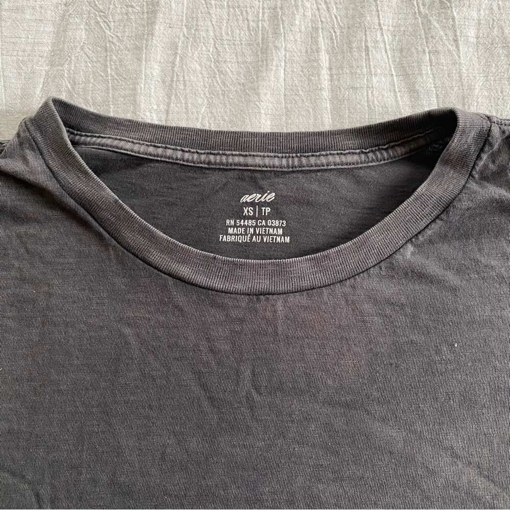 Aerie Boyfriend Distressed Oversized T-shirt Tee Gray - Picture 3 of 8